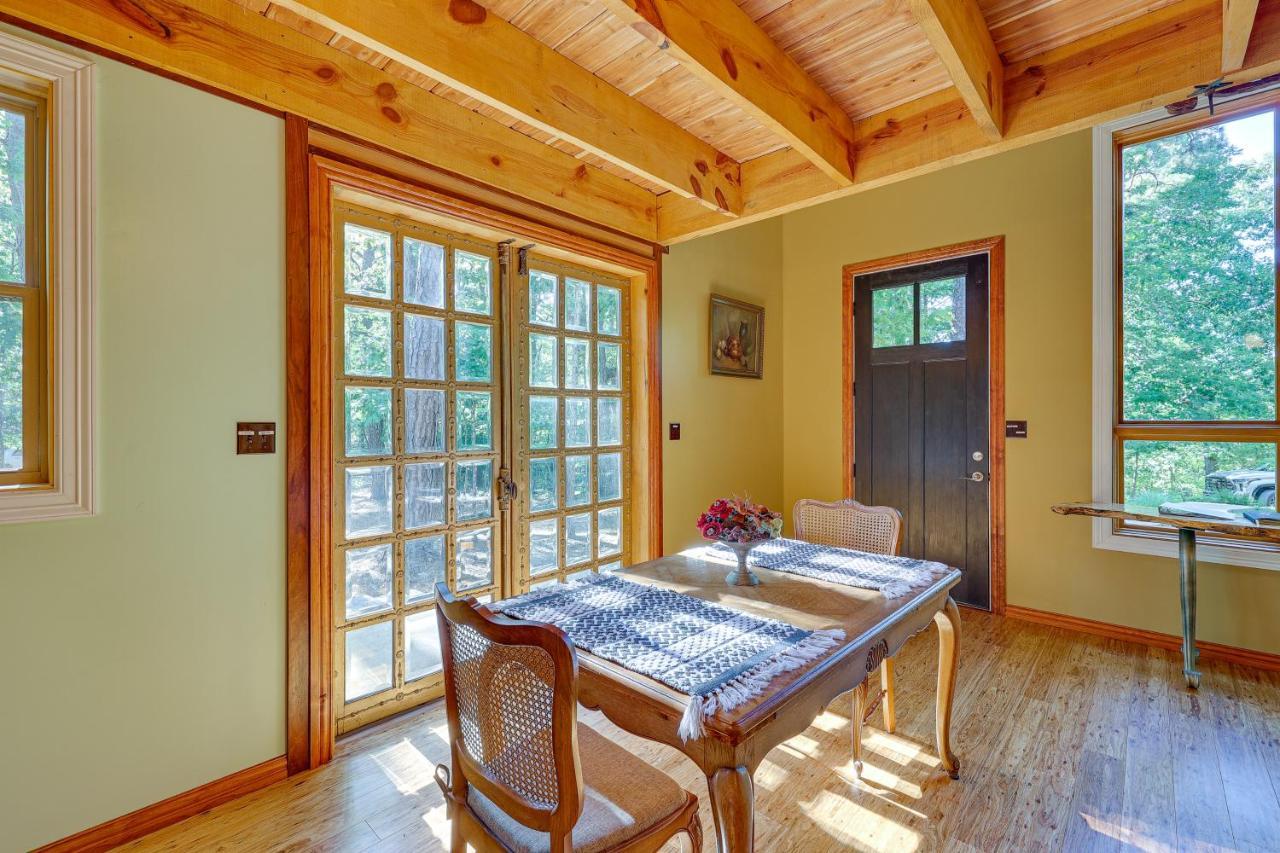Pet-friendly With Private Deck Holiday home Eureka Springs