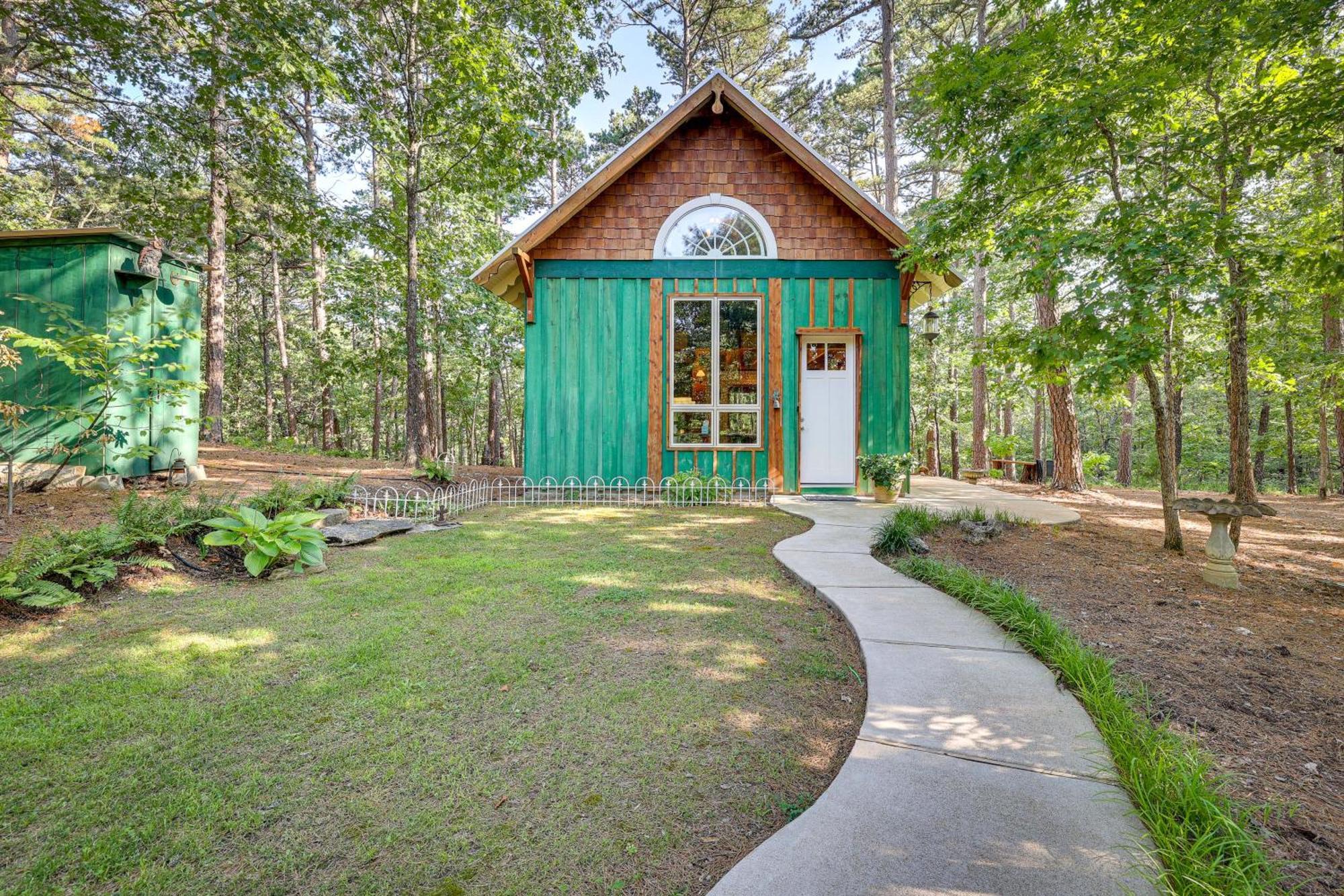 Pet-friendly With Private Deck Holiday home *